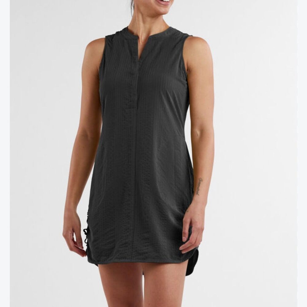 Title Nine Speed Racer Sleeveless Shift Dress Womens S Navy Seersucker Pockets